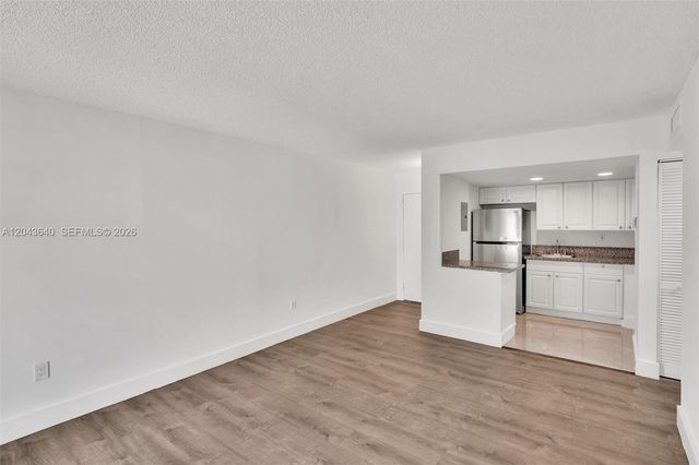 4335 S Tamiami Canal Drive 201, Miami, FL 33126