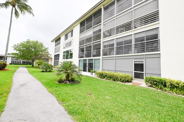 2901 Victoria Circle J1, Coconut Creek, FL 33066