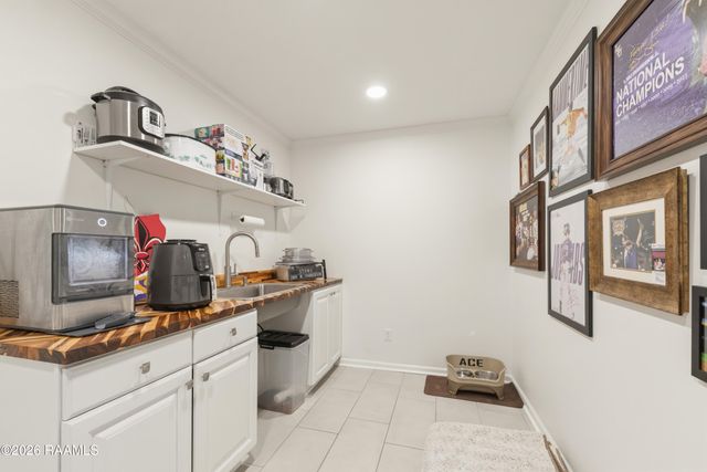 812 Alice Drive, Lafayette, LA 70503