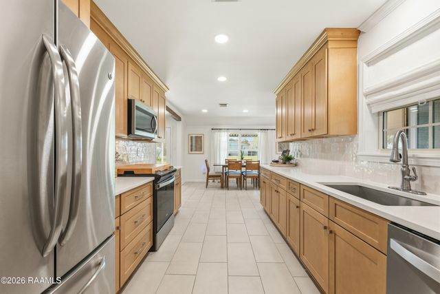 812 Alice Drive, Lafayette, LA 70503