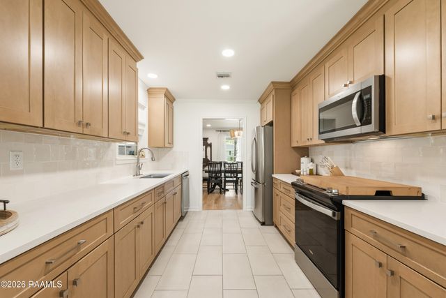 812 Alice Drive, Lafayette, LA 70503