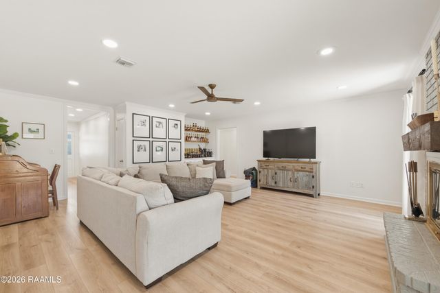 812 Alice Drive, Lafayette, LA 70503