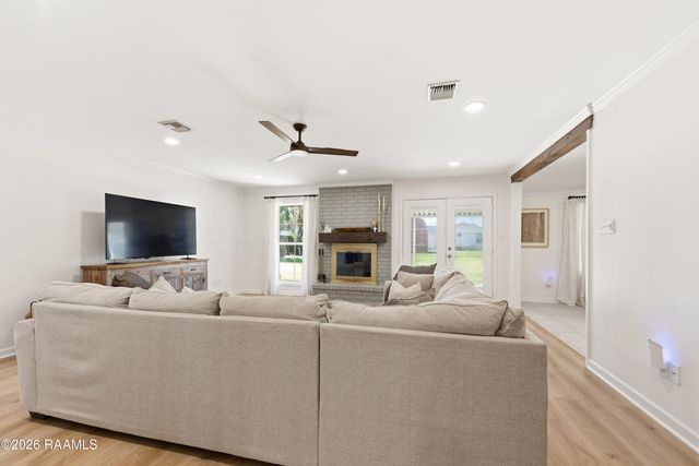 812 Alice Drive, Lafayette, LA 70503