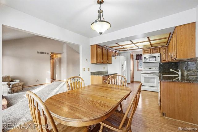 12160 19 Mile Road, Sterling Heights, MI 48313