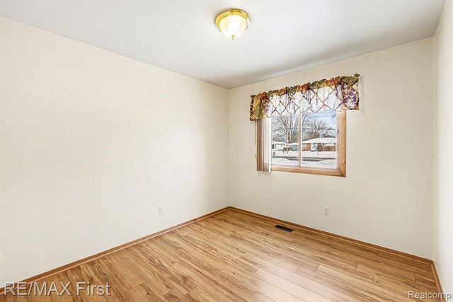 12160 19 Mile Road, Sterling Heights, MI 48313