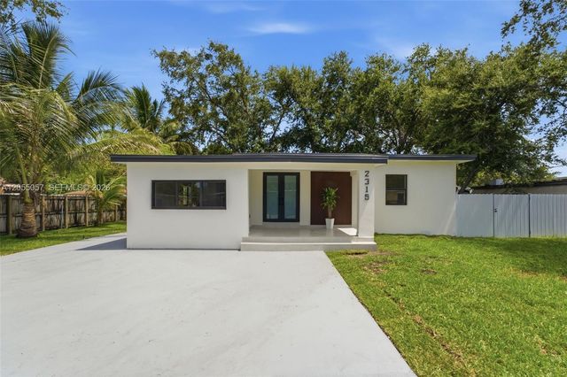 2315 NW 97th St, Miami, FL 33147