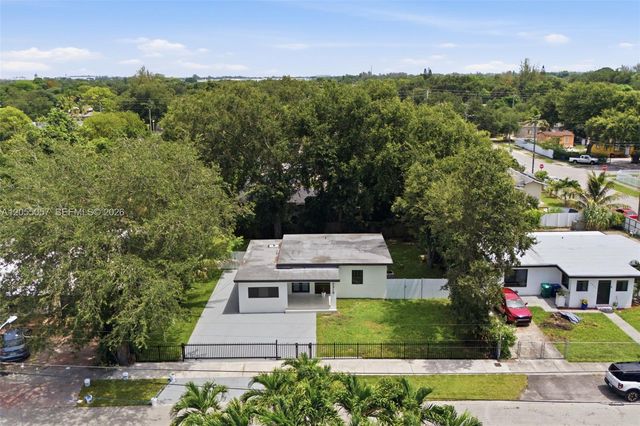 2315 NW 97th St, Miami, FL 33147