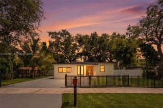 2315 NW 97th St, Miami, FL 33147