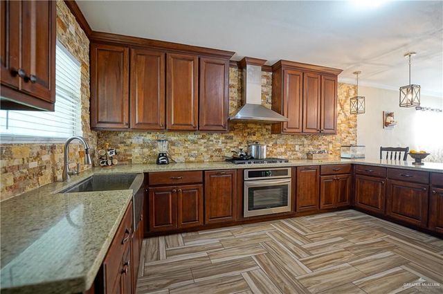 206 Ranchito Street, Weslaco, TX 78596