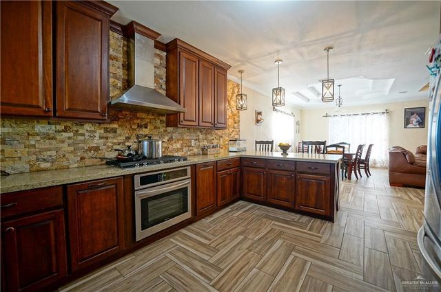 206 Ranchito Street, Weslaco, TX 78596