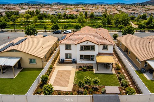 29832 Urtica Court, Menifee, CA 92584