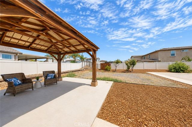 29832 Urtica Court, Menifee, CA 92584