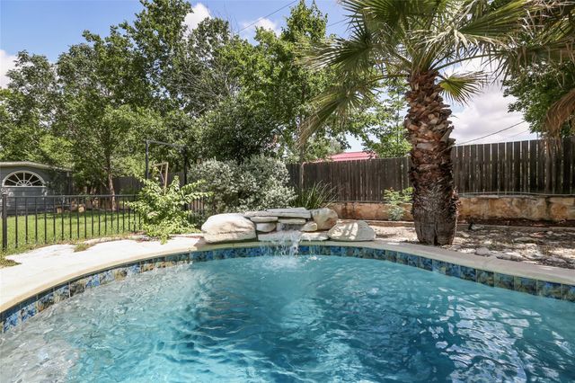 1708 Shag Bark TRL, Austin, TX 78758