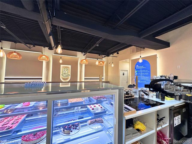 28251 Ford Road, Garden City, MI 48135