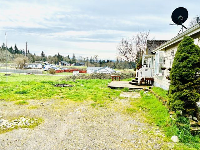 8212 350th Street Ct E, Roy, WA 98580