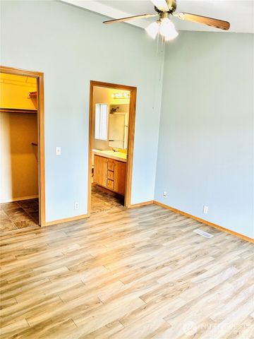 8212 350th Street Ct E, Roy, WA 98580