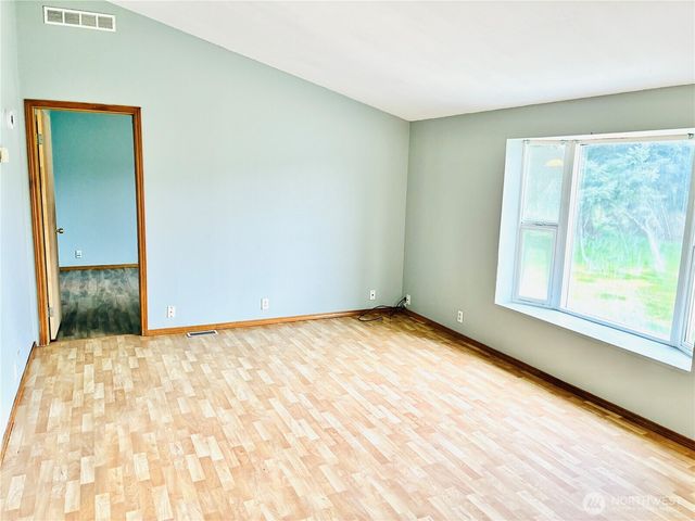 8212 350th Street Ct E, Roy, WA 98580