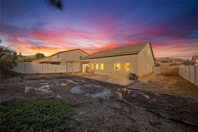 26829 Rodeo Court, Winchester, CA 92596