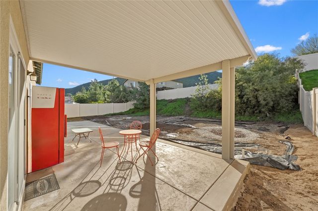 26829 Rodeo Court, Winchester, CA 92596