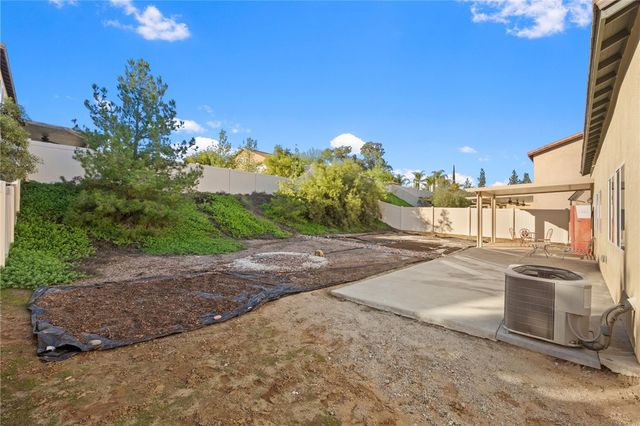 26829 Rodeo Court, Winchester, CA 92596
