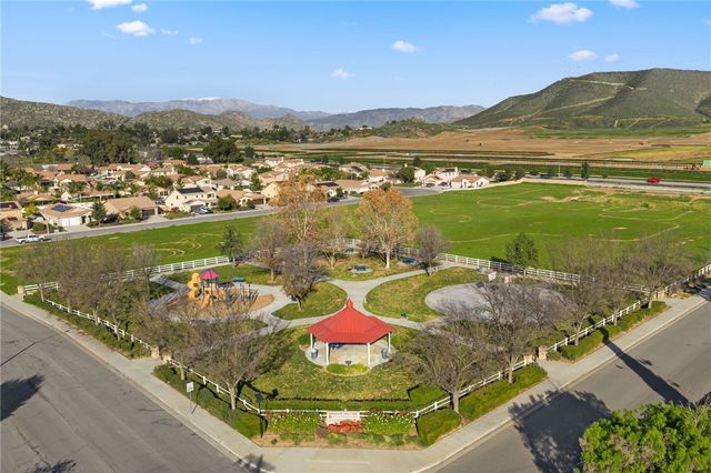 26829 Rodeo Court, Winchester, CA 92596