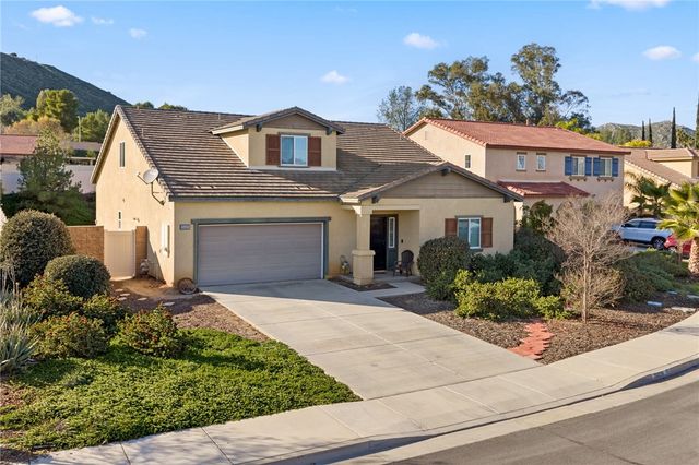 26829 Rodeo Court, Winchester, CA 92596