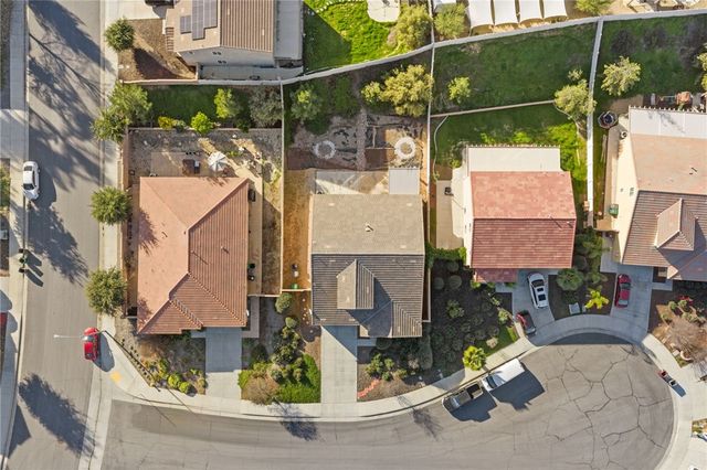 26829 Rodeo Court, Winchester, CA 92596