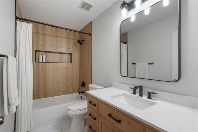 1251 Brickton Drive NW, Atlanta, GA 30318