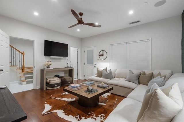 1251 Brickton Drive NW, Atlanta, GA 30318