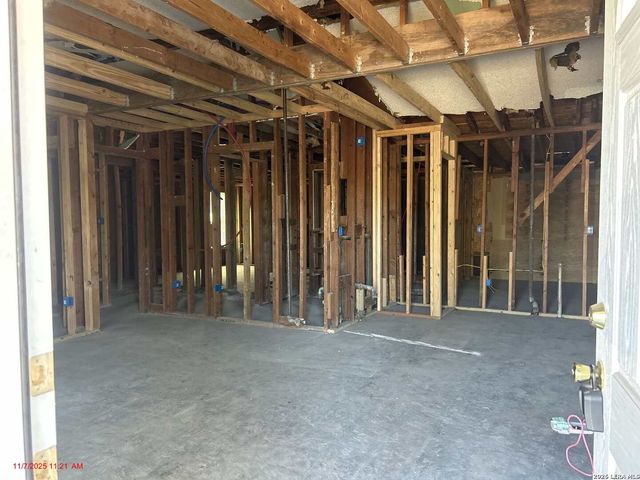 2618 Lombrano St, San Antonio, TX 78228