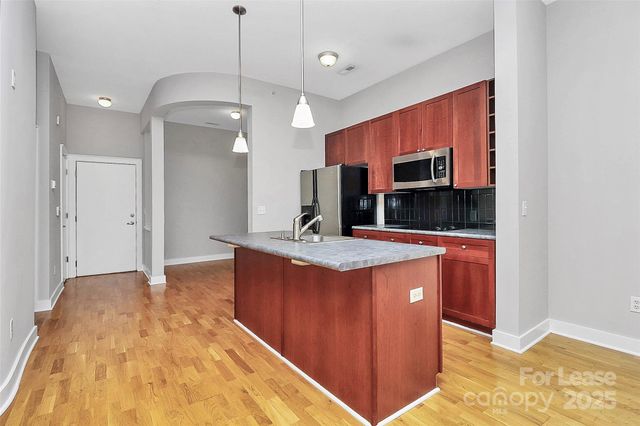 712 N Davidson Street, Charlotte, NC 28202