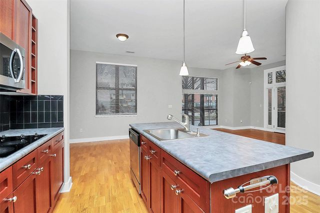 712 N Davidson Street, Charlotte, NC 28202