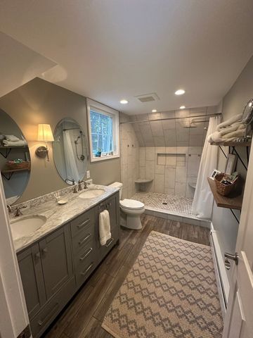 15 Holt Street, Chelmsford, MA 01863