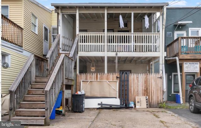 204 W CLINTON AVE, Oaklyn, NJ 08107