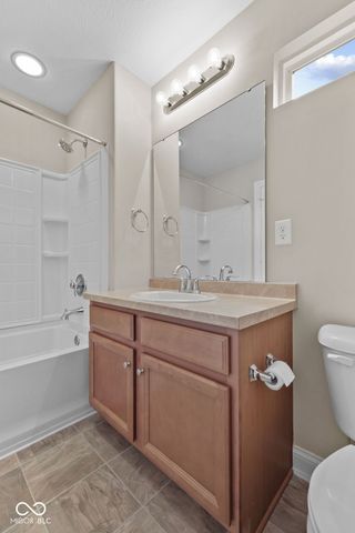 1033 Mount Olive Road, Whiteland, IN 46184