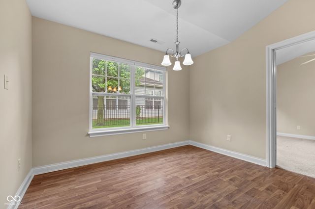 1033 Mount Olive Road, Whiteland, IN 46184
