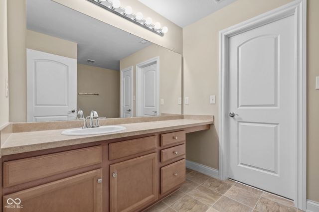 1033 Mount Olive Road, Whiteland, IN 46184