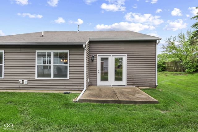 1033 Mount Olive Road, Whiteland, IN 46184