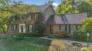 1685 Ansonborough Drive, Chesterfield, MO 63017