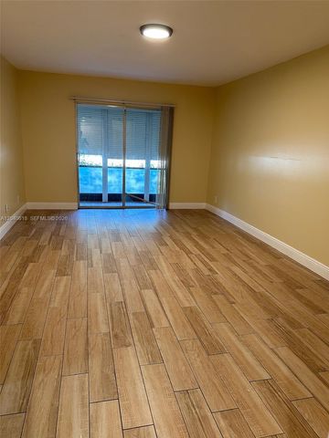 4114 NW 88th Avenue 102, Coral Springs, FL 33065