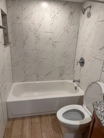 4114 NW 88th Avenue 102, Coral Springs, FL 33065