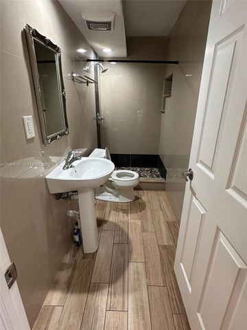 4114 NW 88th Avenue 102, Coral Springs, FL 33065