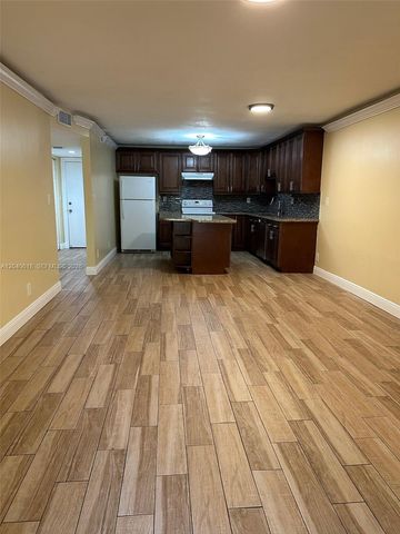 4114 NW 88th Avenue 102, Coral Springs, FL 33065