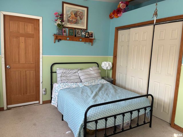 3128 N 18TH Street, Quincy, IL 62305