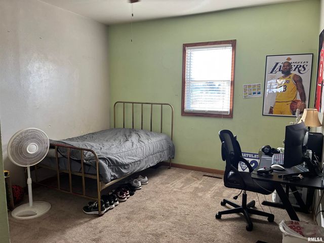 3128 N 18TH Street, Quincy, IL 62305