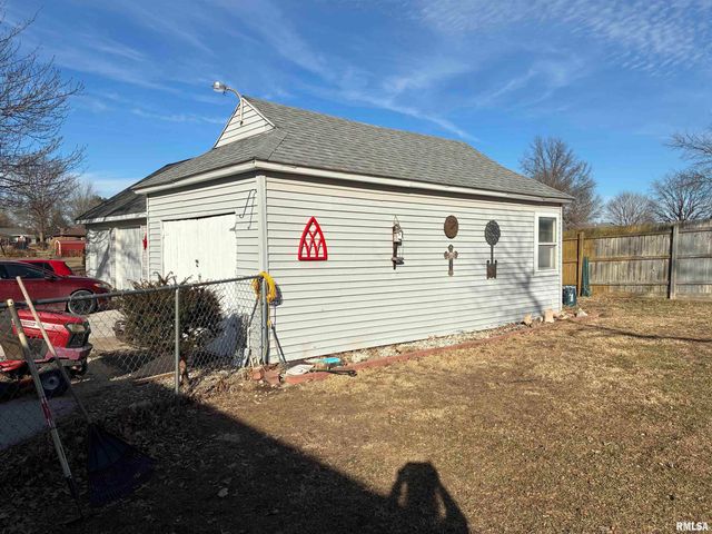 3128 N 18TH Street, Quincy, IL 62305