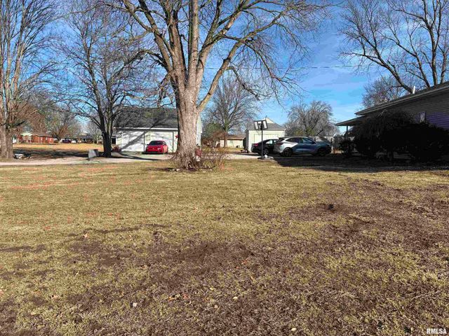 3128 N 18TH Street, Quincy, IL 62305