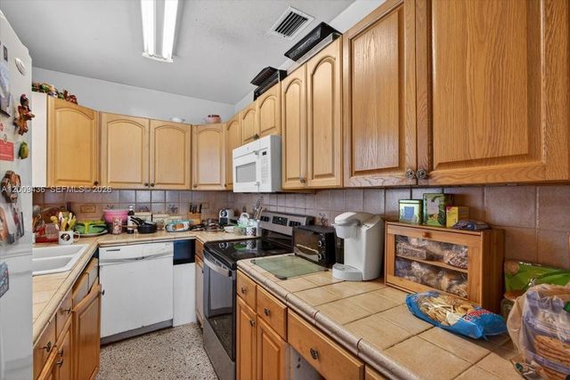 1171 NE 182nd Street, North Miami Beach, FL 33162