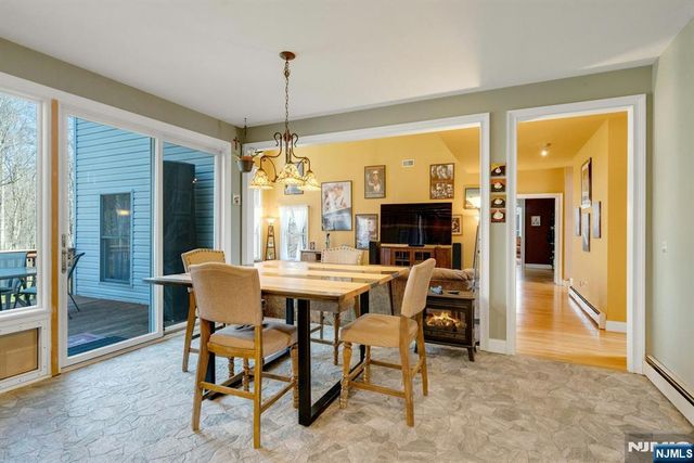 13 Greenfield Hill, Sparta, NJ 07871