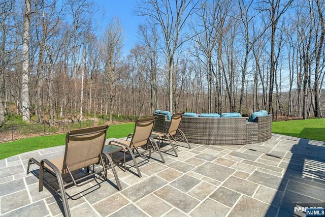13 Greenfield Hill, Sparta, NJ 07871